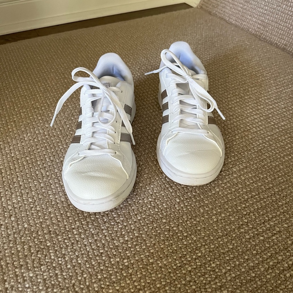 Adidas Woman’s Court (or casual)  Shoe…FREE SHIPPING